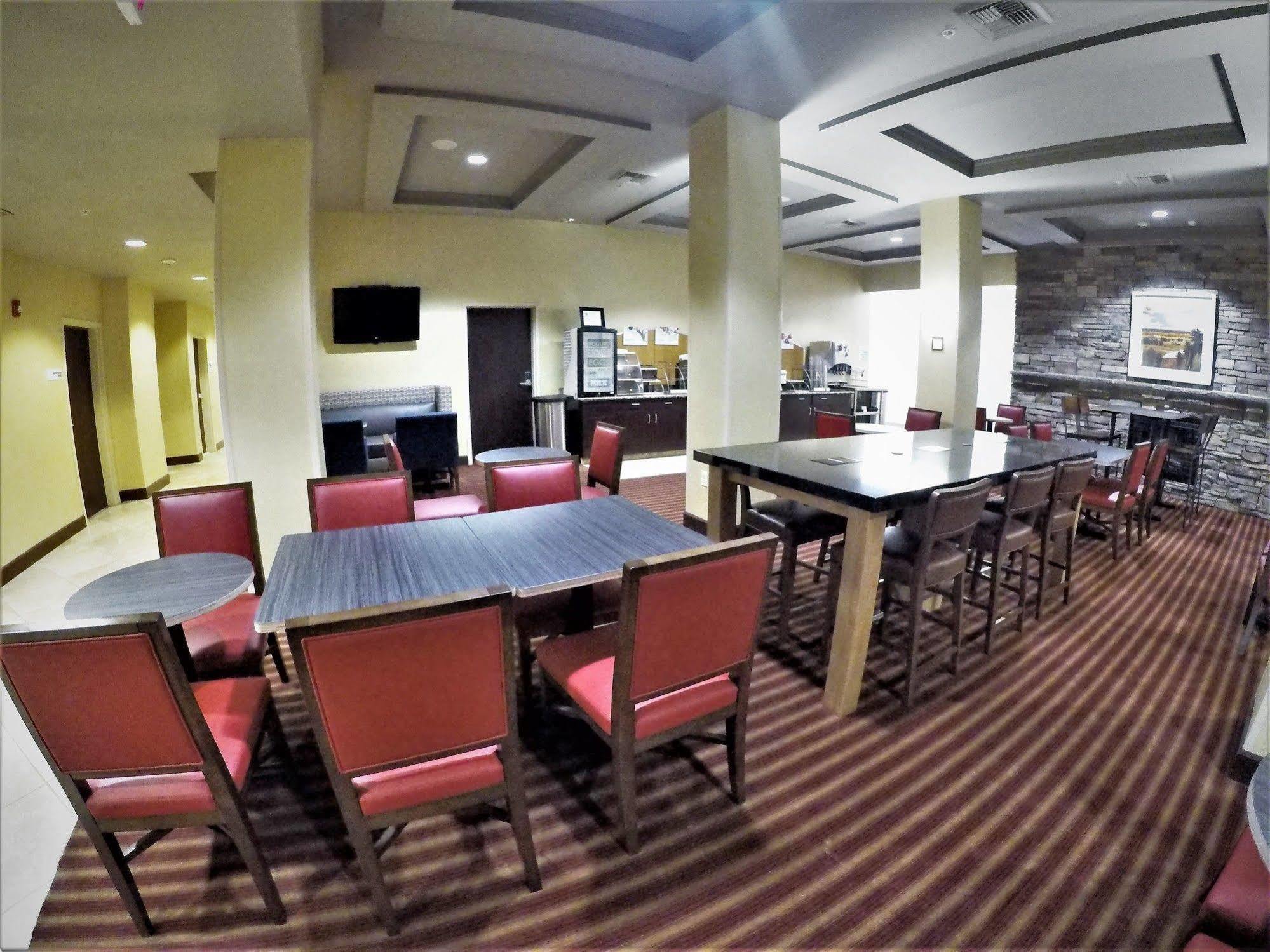 Holiday Inn Express Hotel & Suites Napa Valley-American Canyon By Ihg Ngoại thất bức ảnh